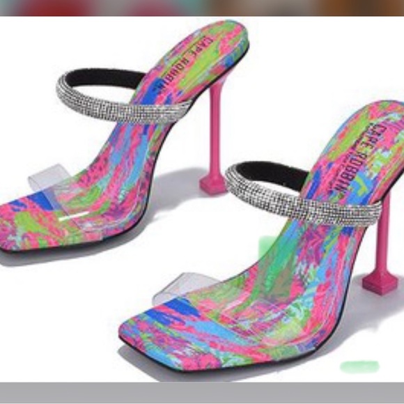 Heels - Picture 1 of 1